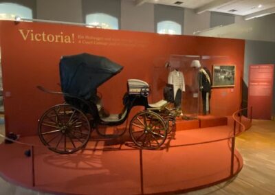 Sonderausstellung: Victoria Wagenburg
